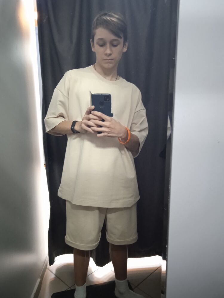  34745851  , 22 ,    