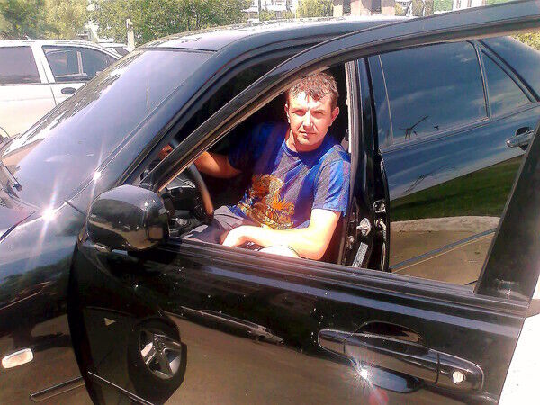  23795411  Bumer, 48 ,    