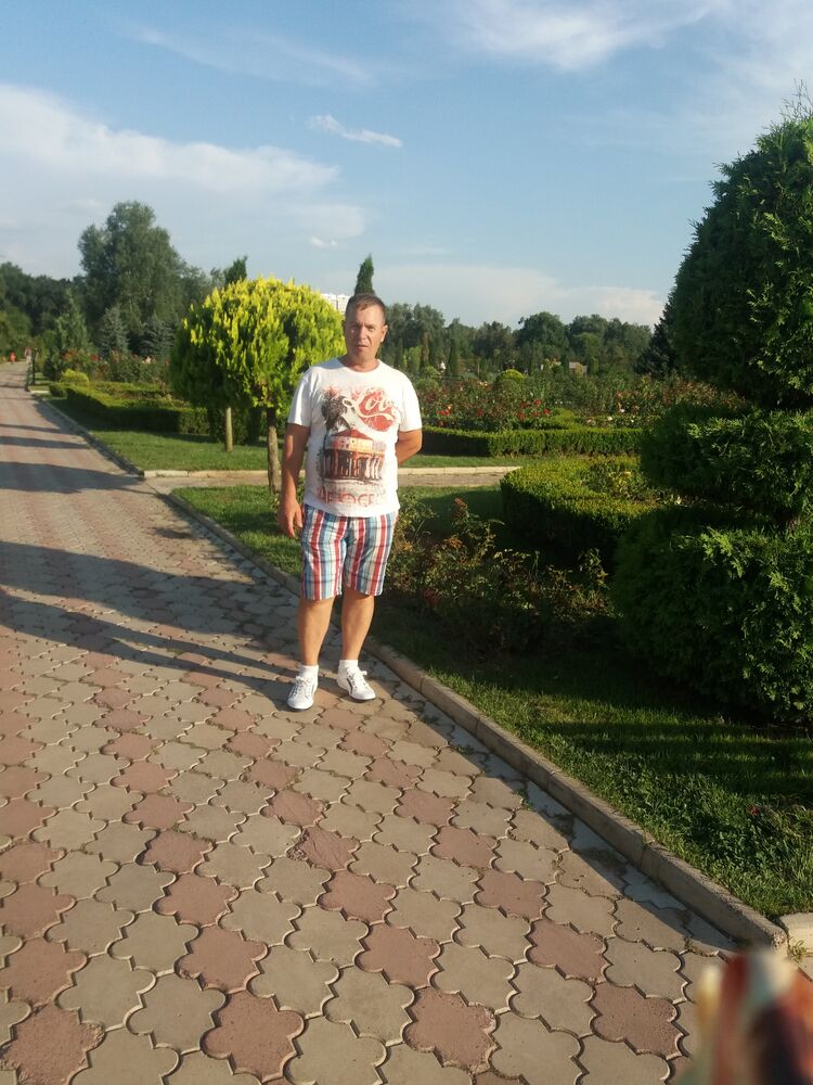  ,   Valerii, 56 ,   ,   , c 