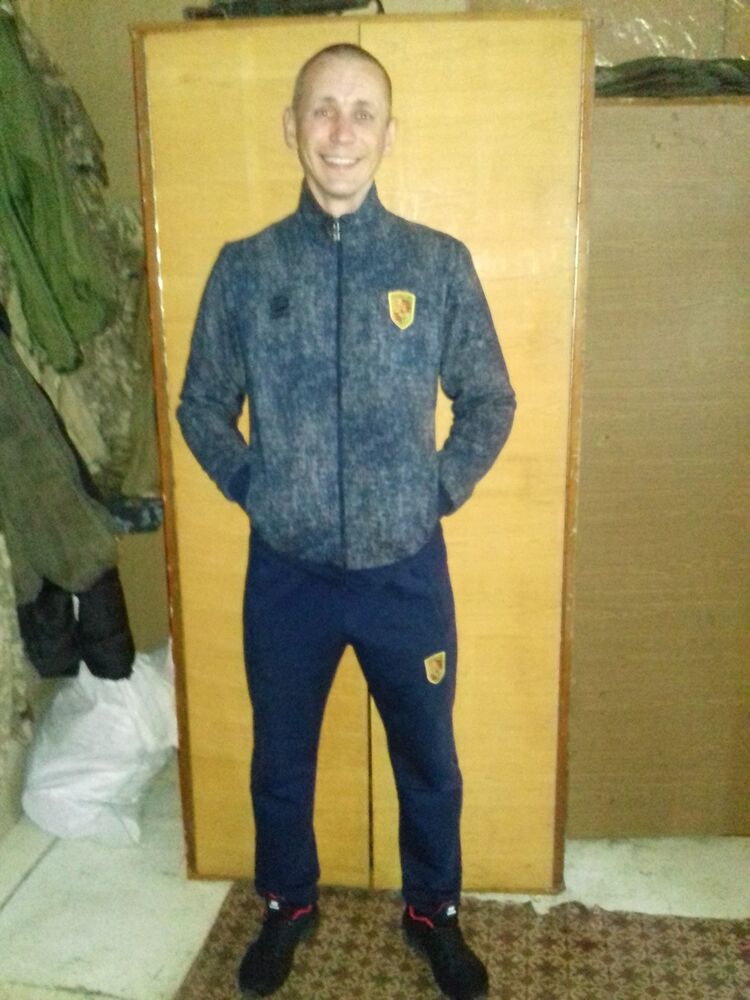  12194501  , 37 ,    