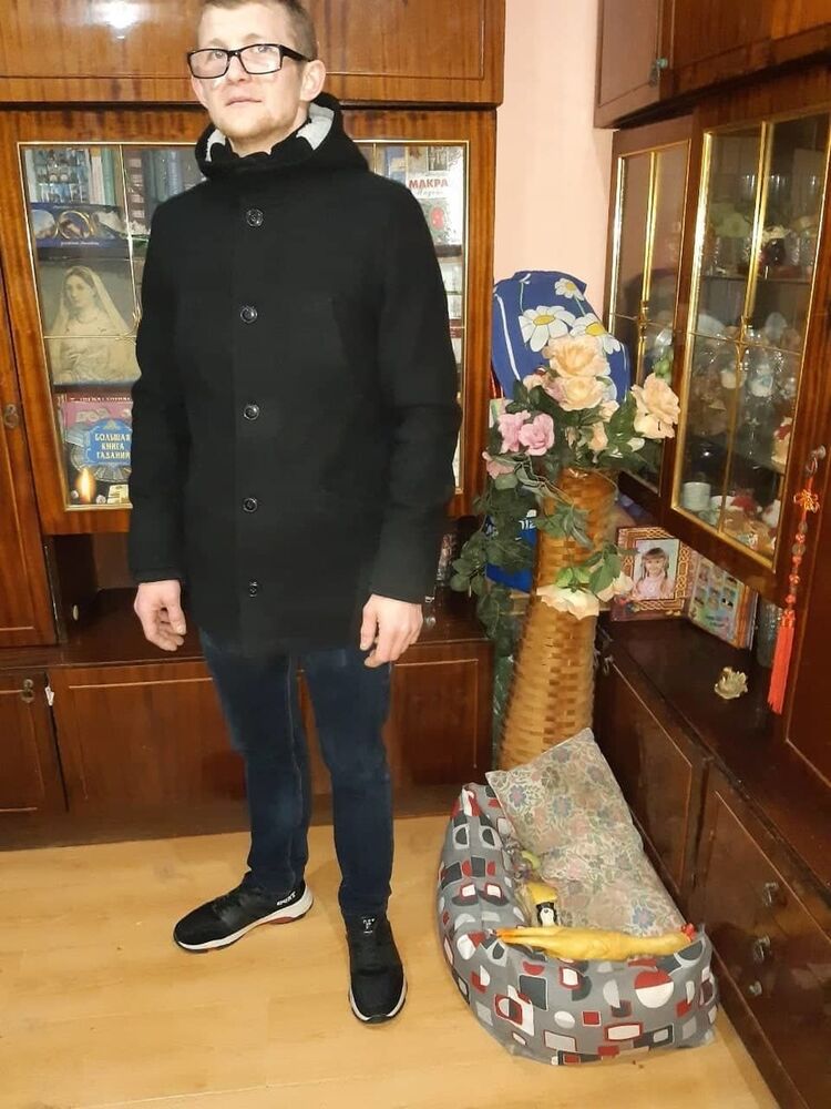  18767341  , 34 ,    