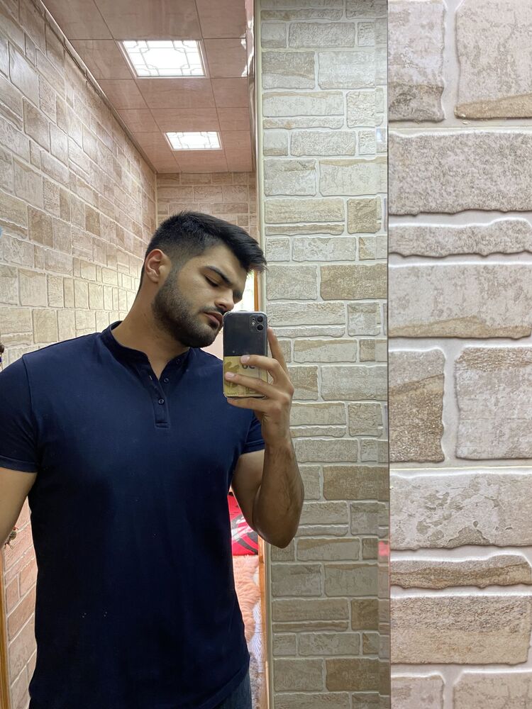  ,   Elvin, 23 ,   ,   