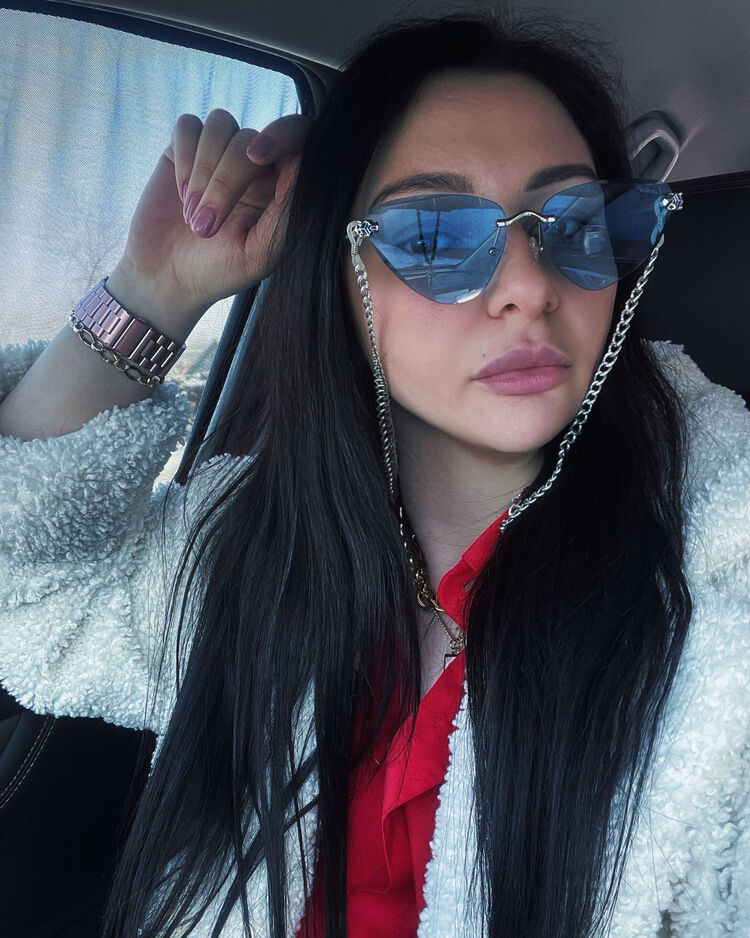  51146461  Veronika, 26 ,    -