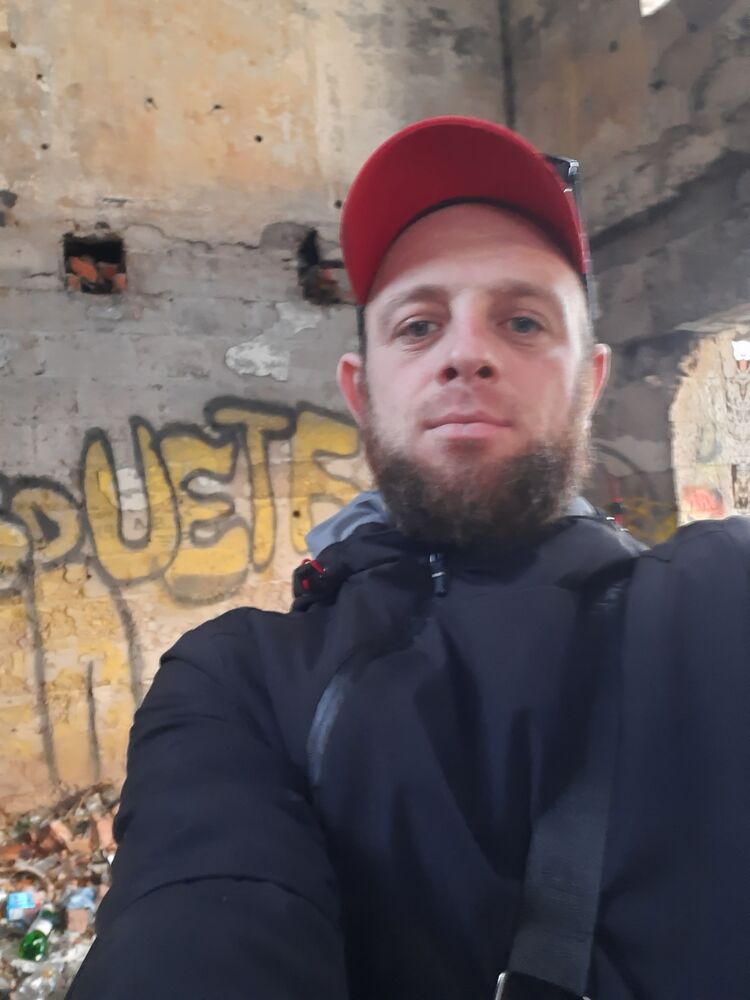  27084571  , 36 ,    