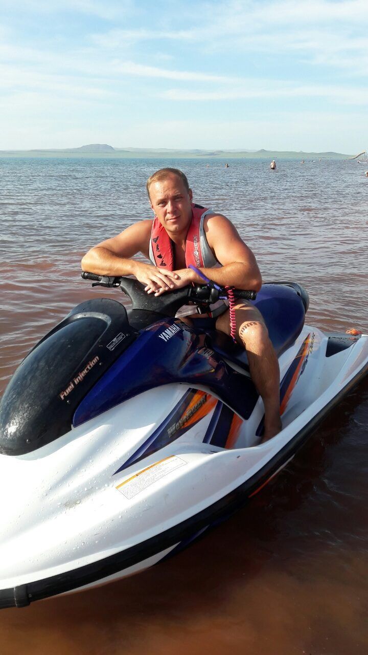  37215641  , 43 ,    