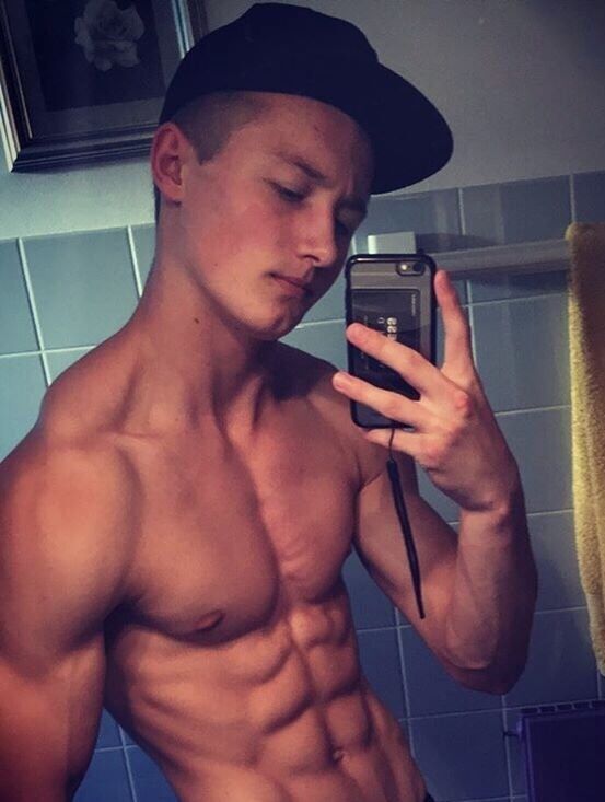  ,   Denis, 26 ,   ,   
