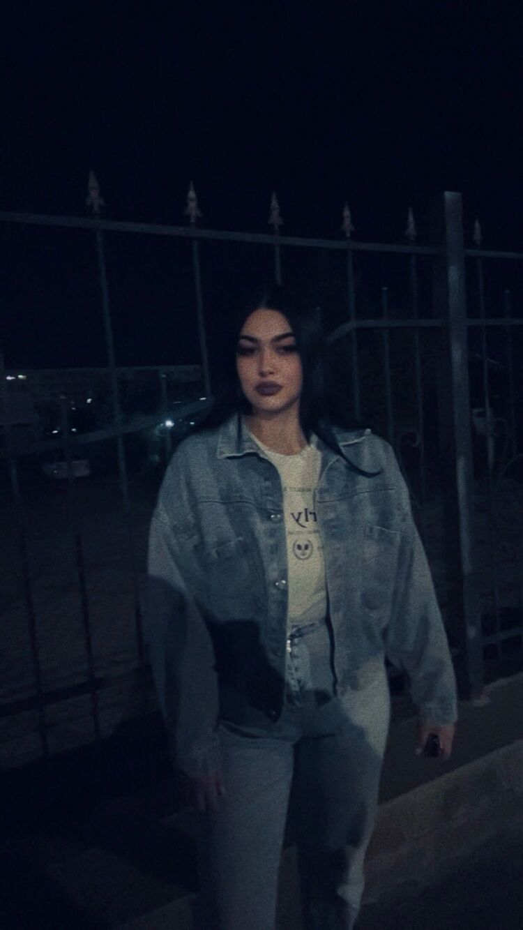  52475251  , 23 ,    --