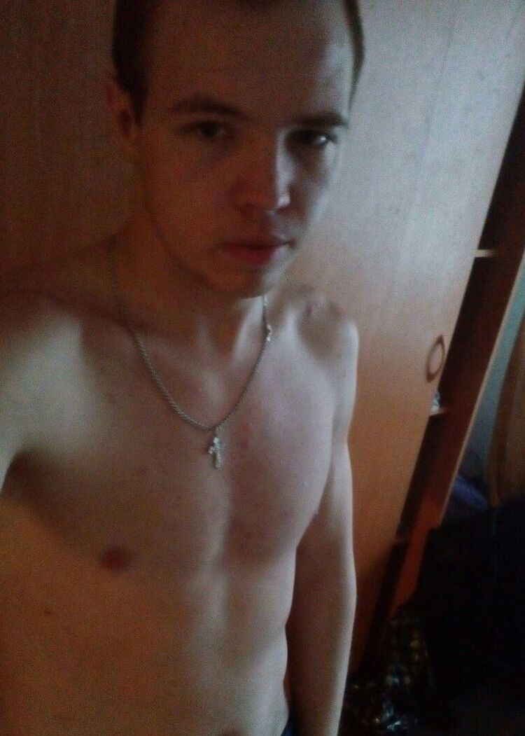  ,   Aleksei, 32 ,   