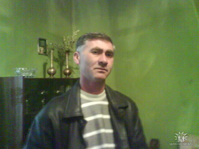  26164171  Garik, 54 ,    