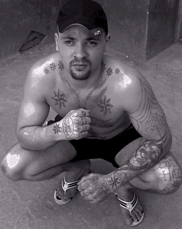  ,   Andruxa, 33 ,   ,   , c 