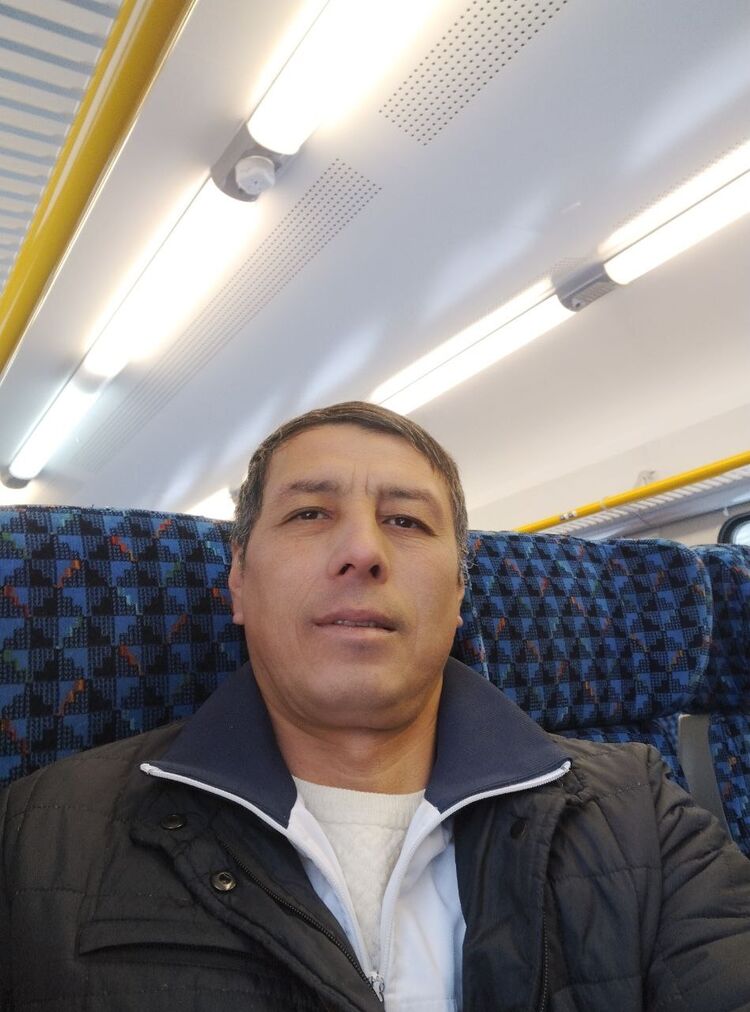  40179421  , 47 ,    
