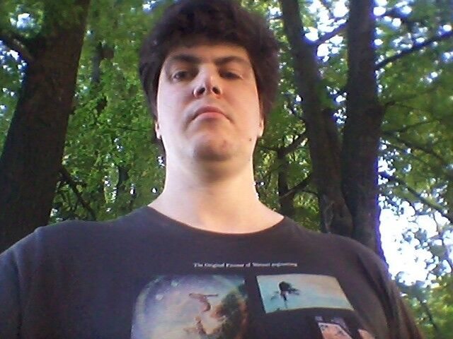  11415721  Anton, 39 ,    