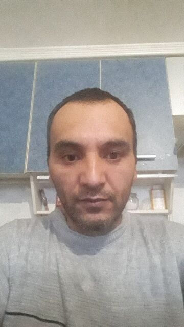  32377781  Ruslan, 41 ,    