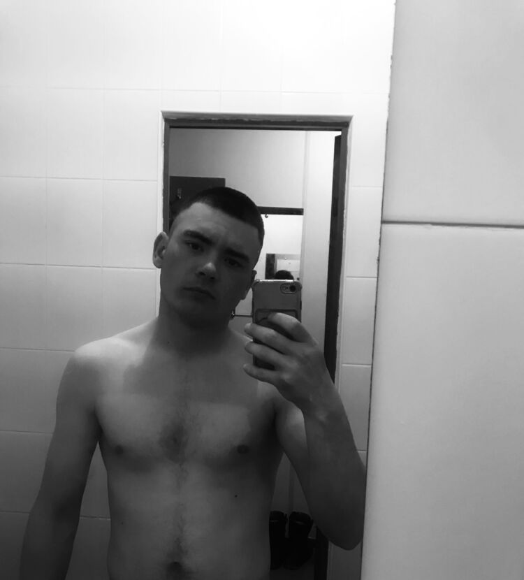  44250121  , 21 ,    