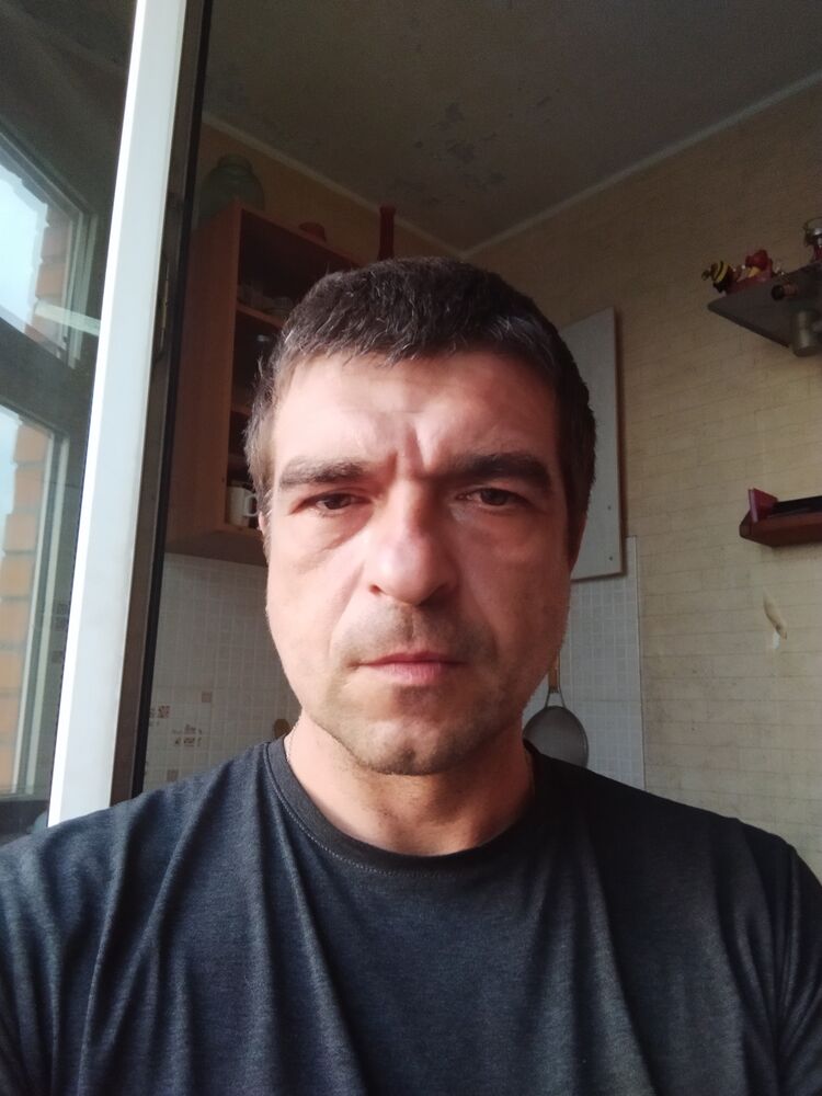  28500101  Alexander, 48 ,    