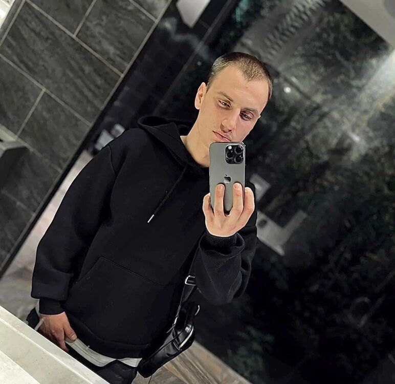  47679461  Vladislav, 27 ,    --
