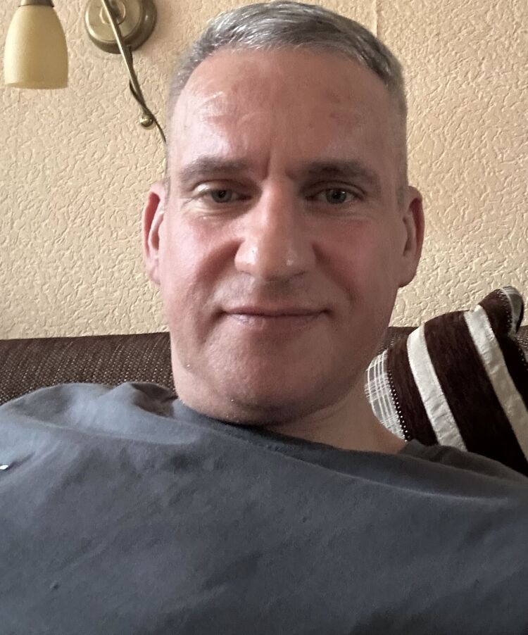  53844451  , 42 ,    