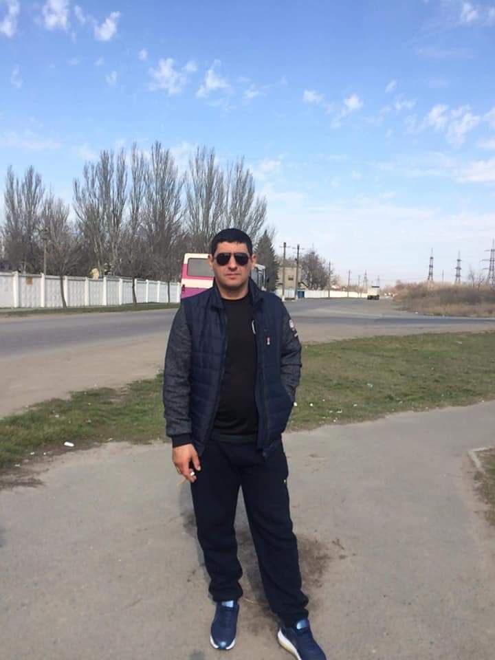  22606501  Irakli, 44 ,    