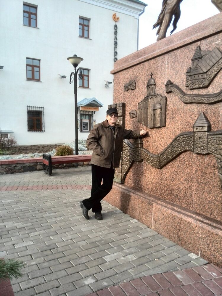  9727951  Sergej, 62 ,    