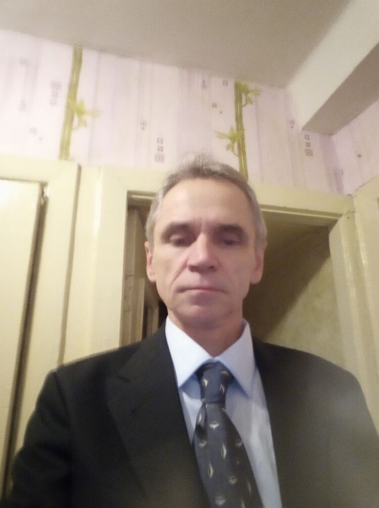  18577141  , 64 ,    