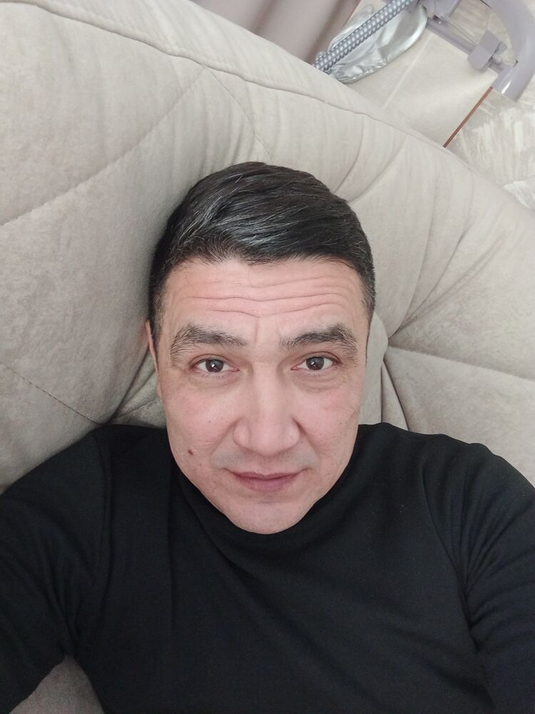 40225061  , 48 ,    