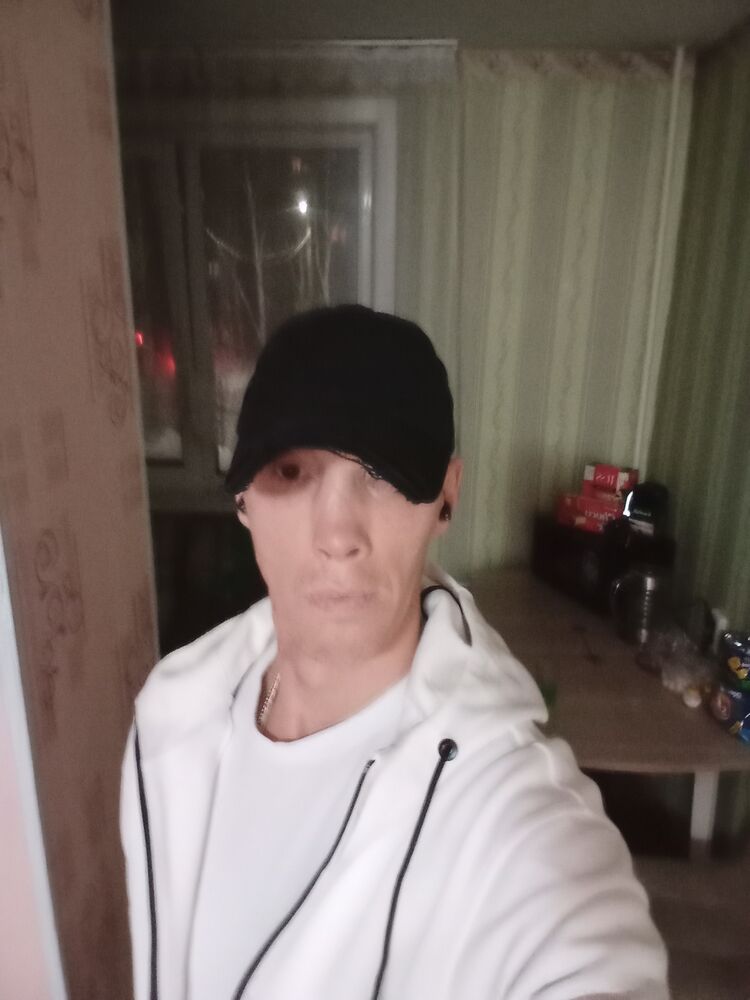  47447891  Yaroslav, 38 ,    