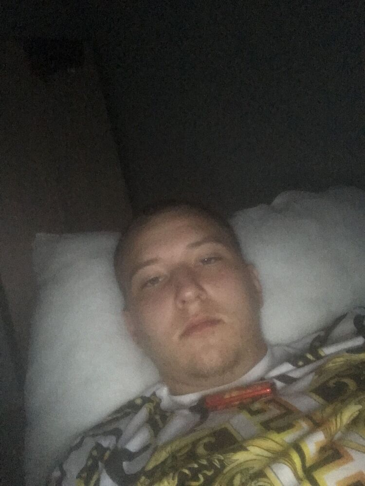  27038831  , 23 ,    -