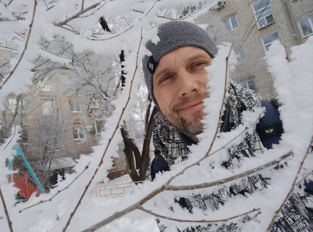  26268371  Lvovich, 42 ,    