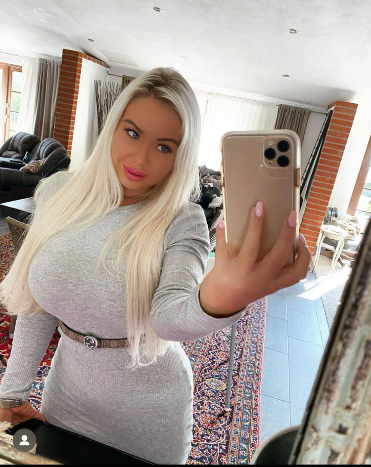  33332721  Hannah Jane, 49 ,    Loja