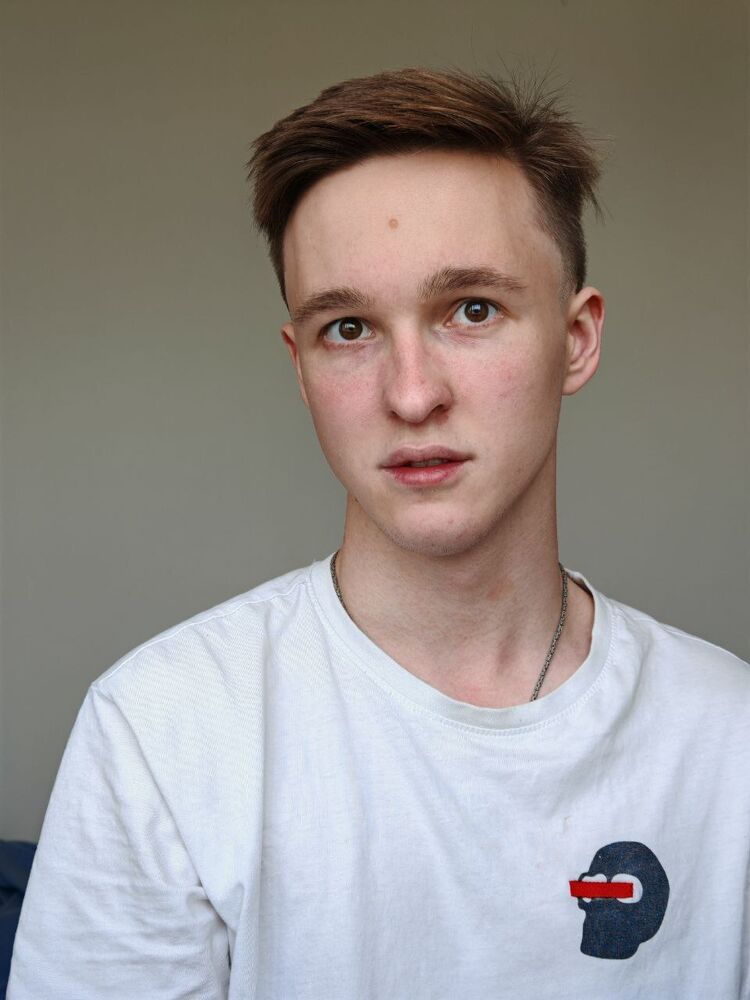 ���� 52360351 ����� ����, 19 ���, ���� ���������� � ������������