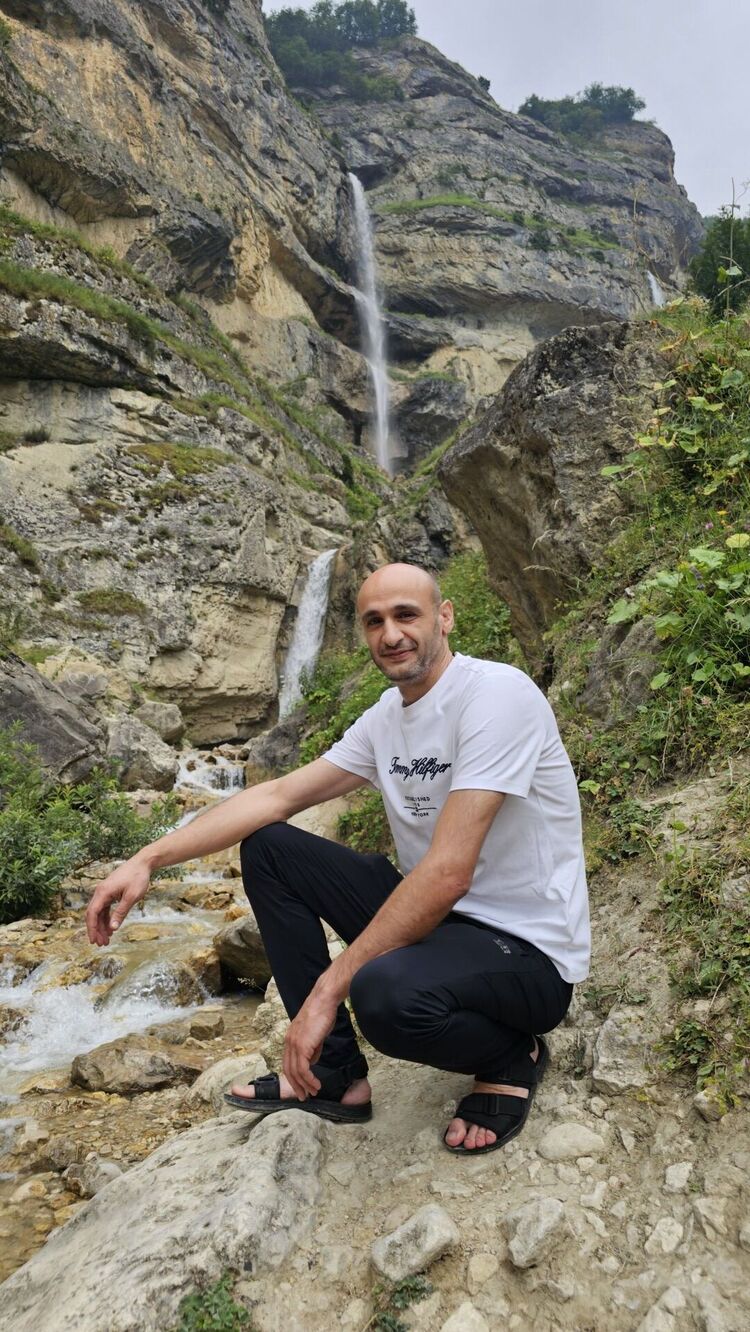  53730961  Elcin, 33 ,    