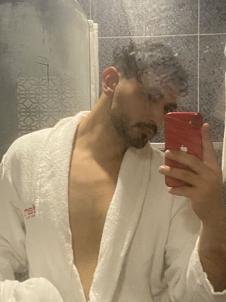  Ortakoy,   Crixus, 31 ,   ,   