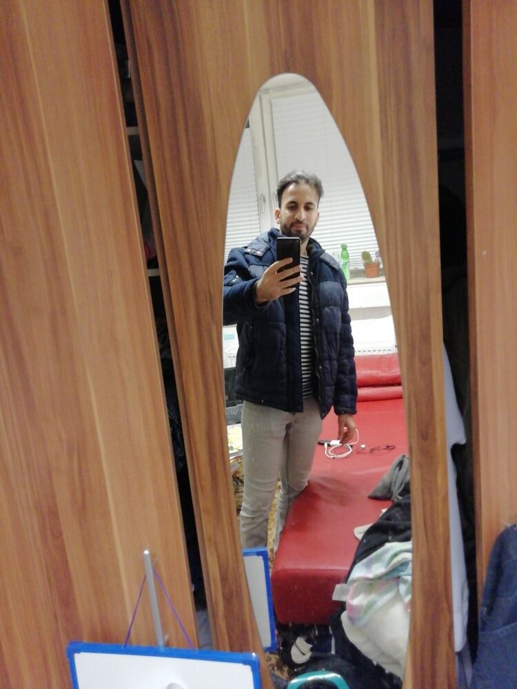  ,   Abesknder, 37 ,   ,   , c 