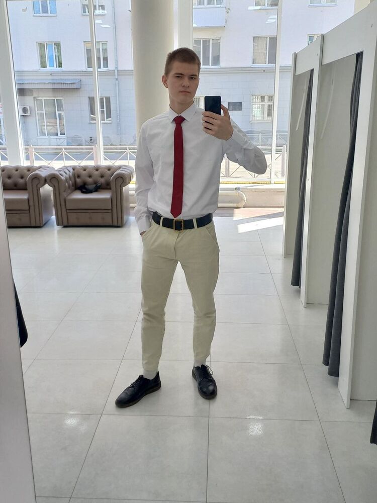  43932811  Pavel, 29 ,    