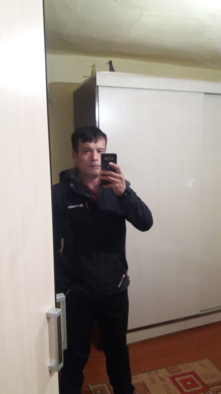  52539351  Bauyrzhan, 34 ,    