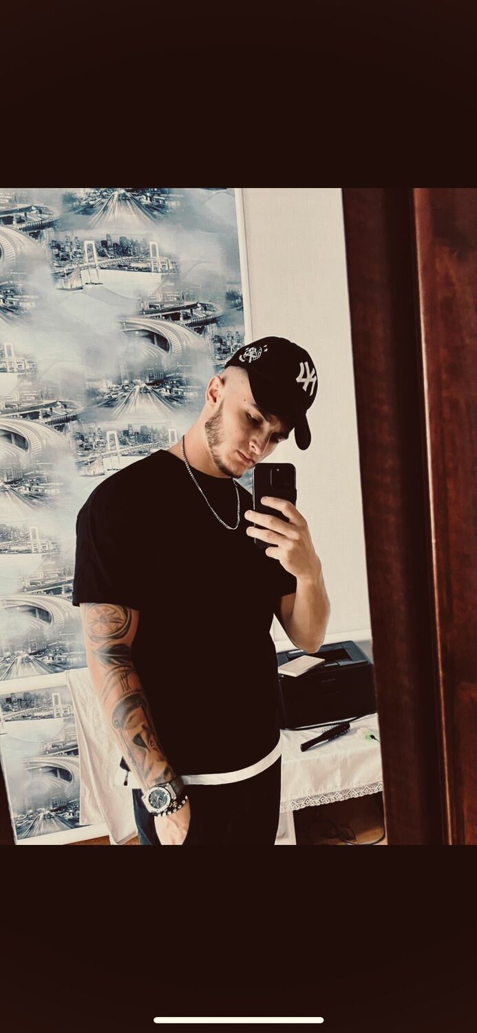  31904831   , 27 ,    