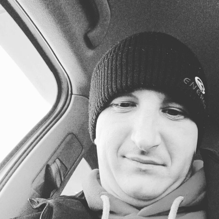 ���� 37090961 ������� Artyom, 35 ���, ���� ���������� � ��������