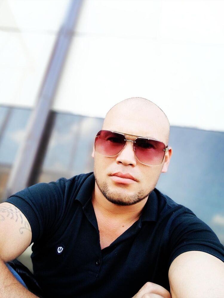  ,   Elmurod, 37 ,   ,   