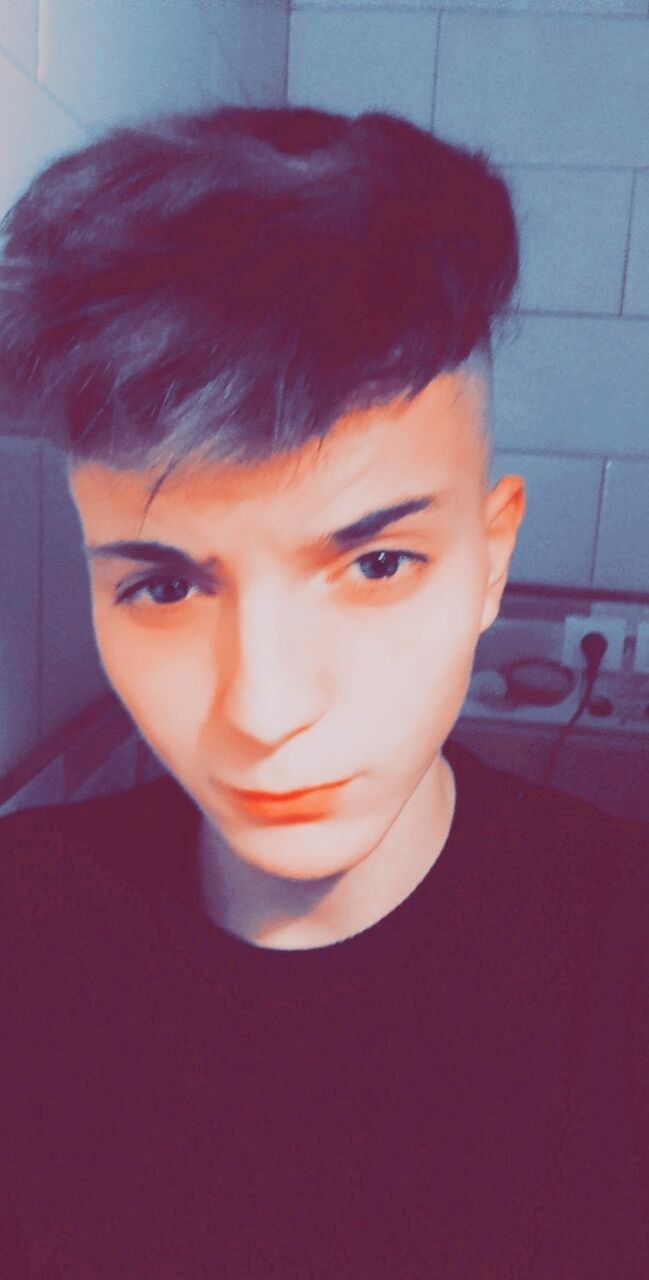  Algiers,   ARTHUR, 25 ,  