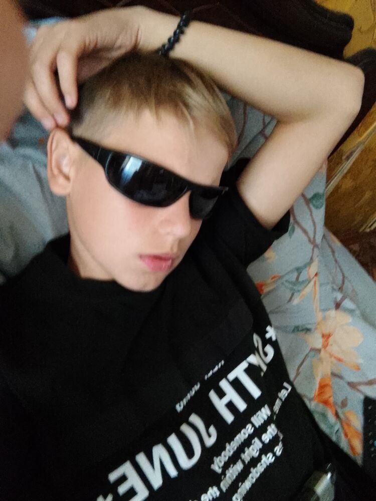  39585201  , 20 ,    