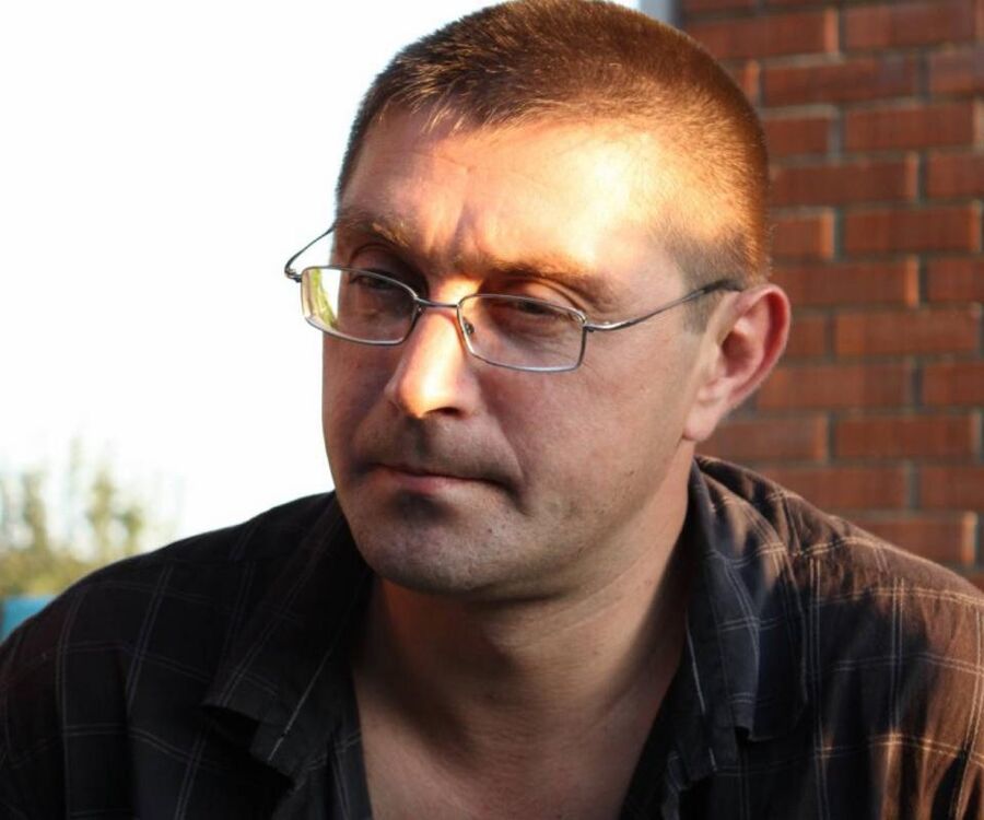  -,   , 53 ,   