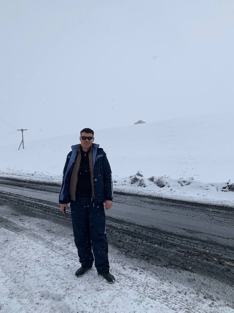  51598701  Bulat, 38 ,    