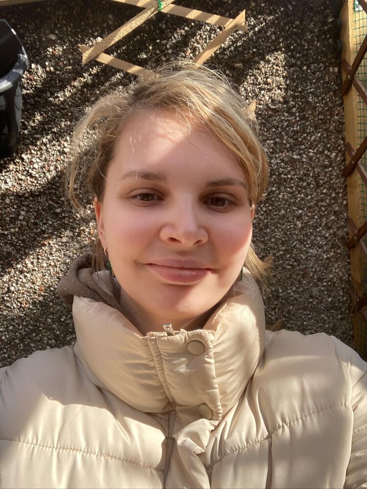  ,   Anastasia, 22 ,   ,   , 