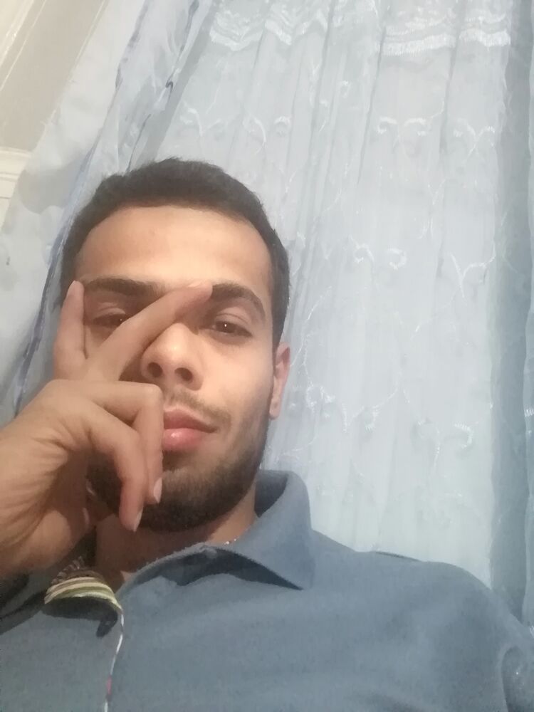 46896701  , 28 ,    
