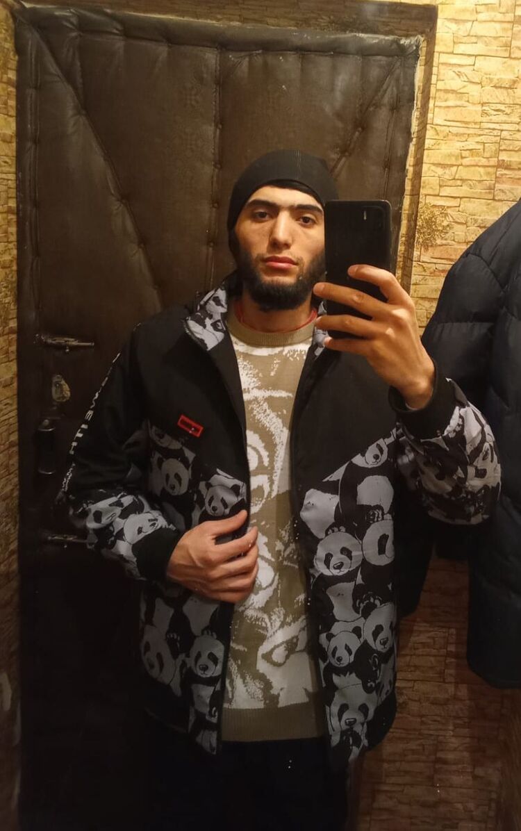  ,   JON SLYM, 25 ,   ,   
