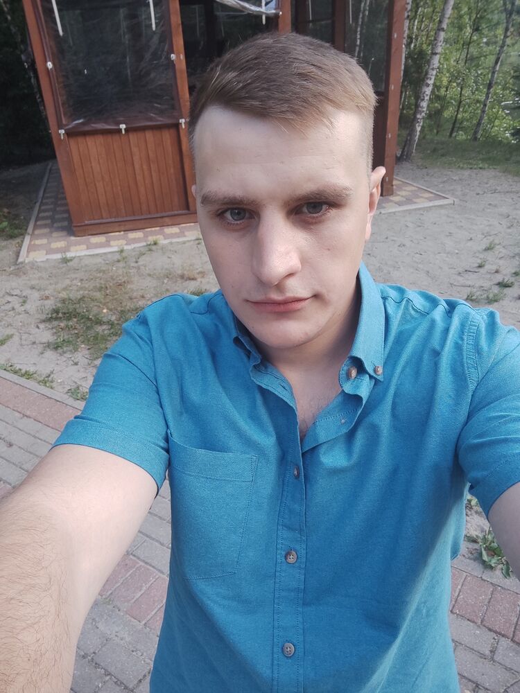  44451481  , 28 ,    
