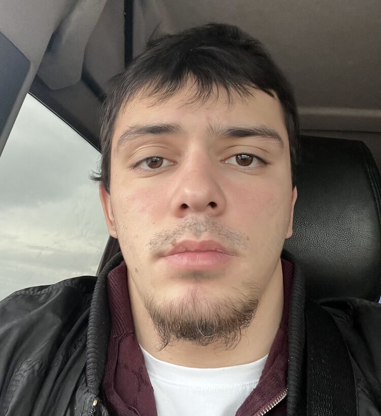  33211601  Meselov, 25 ,    