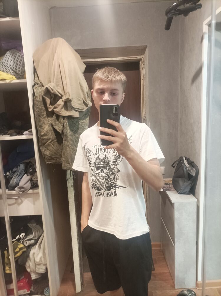  45328861  , 22 ,    -