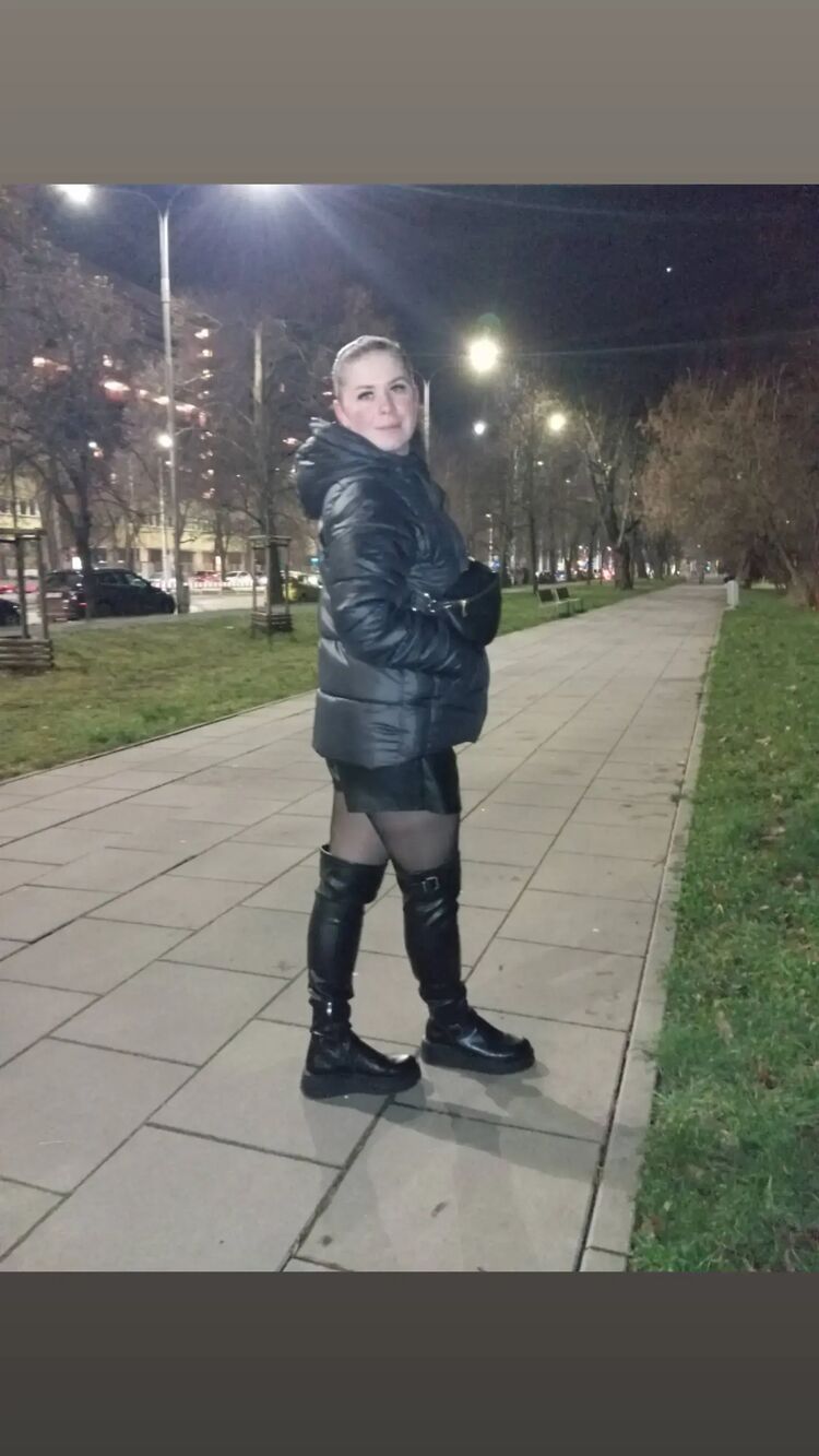  48706861  , 25 ,    