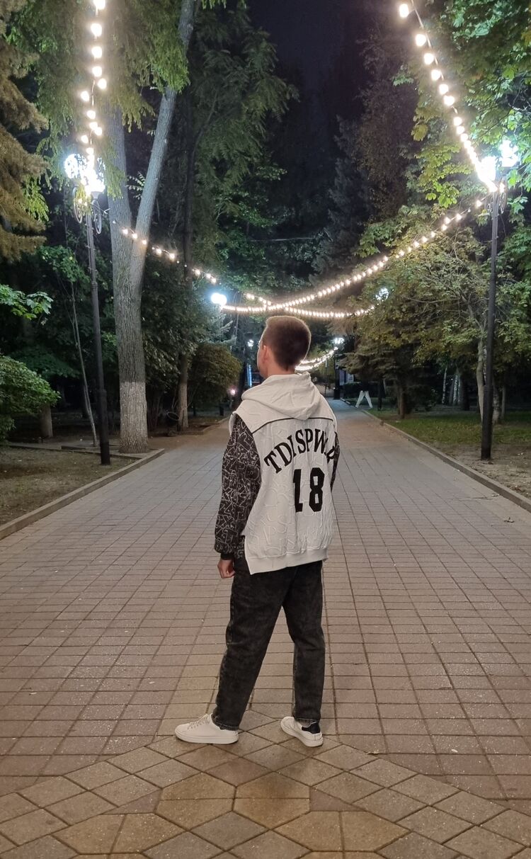  --,   Artem, 29 ,   ,   , c , 